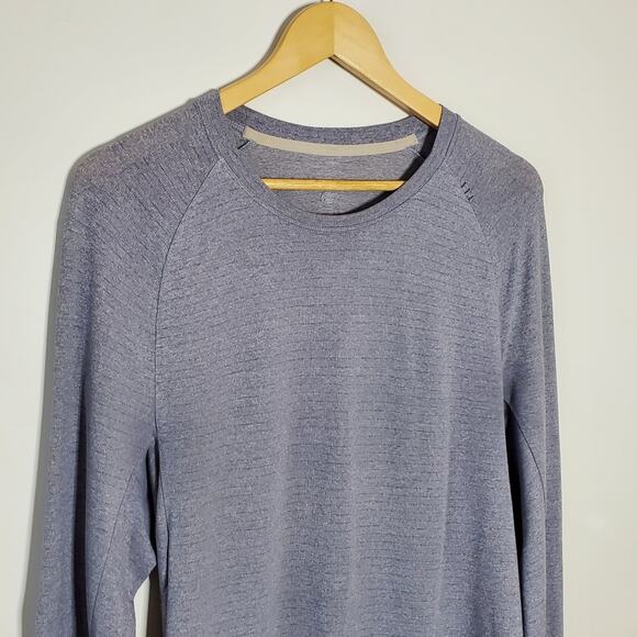 Lululemon Men's Light Grey Tech shirt with rounded bottom hem Size NOT MARKED - Picture 1 of 7